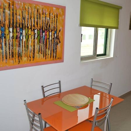 Apartamento T1 Mobiliado Com Wi-Fi Praia Exterior photo